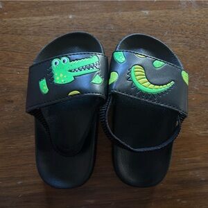 Unbranded sandals size 6